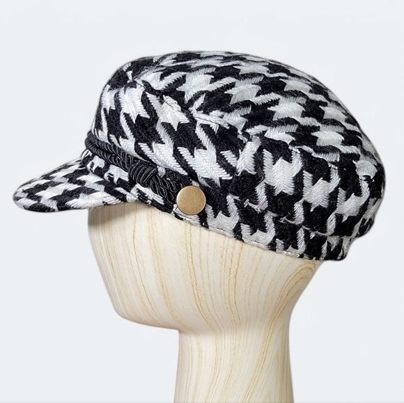 Time And Tru Black and White Houndstooth Bewsboy Cap Womens One Size - Picture 1 of 14
